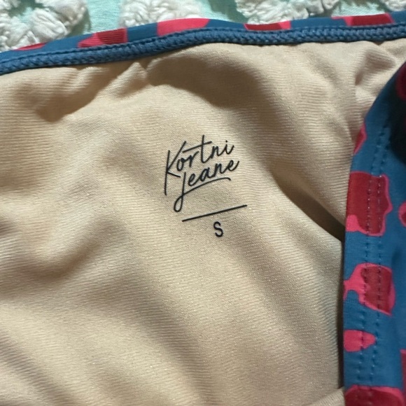 KORTNI JEAN Tie-Front “Vibrant Leopard” Swim Bottoms - Sz S - NWT - Picture 5 of 7